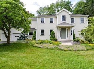 8 Maplecrest Dr, Southborough, MA 01772