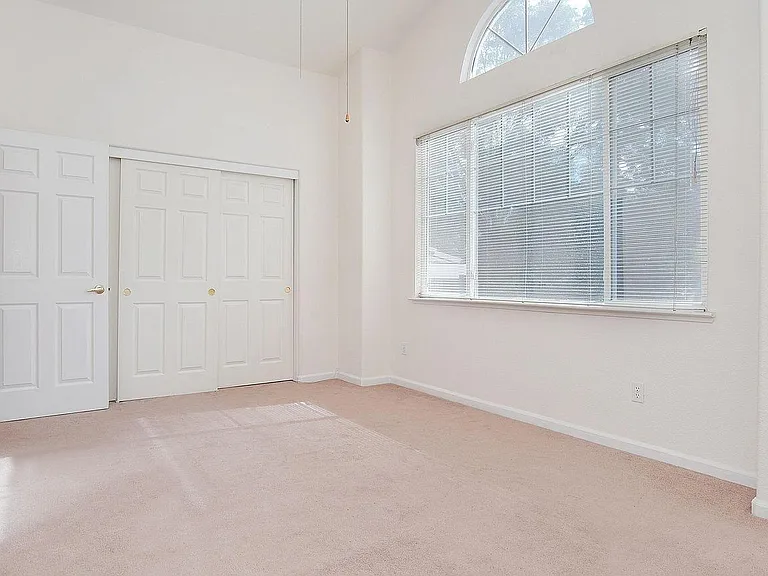 595 Birchwood Rd — Photo 4
