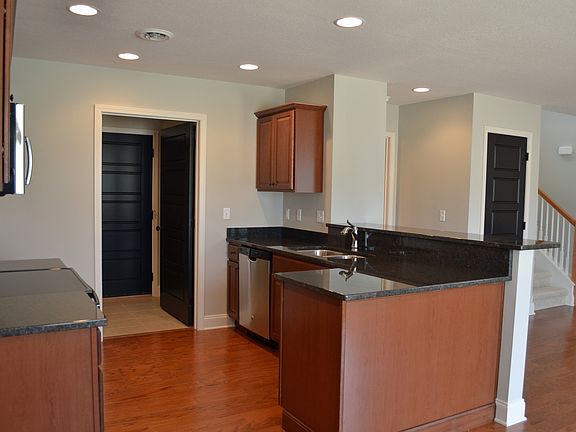 4th image of 2150 Meadow Creek Ln