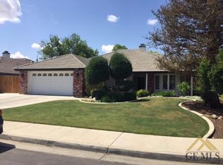 5301 Bold Ruler Ct, Bakersfield, CA 93312