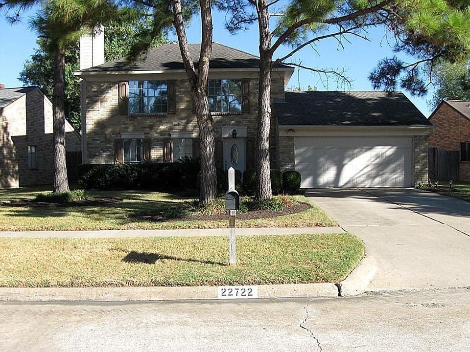 2nd image of 22722 Dabney Manor Ln