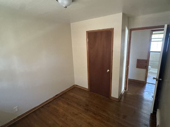 5th image of 7321 W Florist Ave