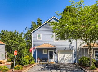 7151 SW Sagert St UNIT 101, Tualatin, OR 97062