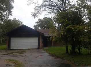 186 Shelter Ln, Livingston, TX 77351