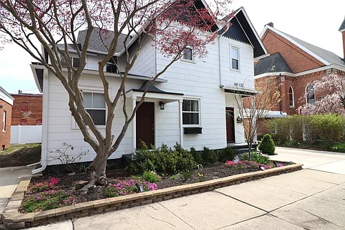 120 S Court St Photo 1