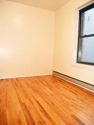 Rented by DSA Realty Midtown West | media 36