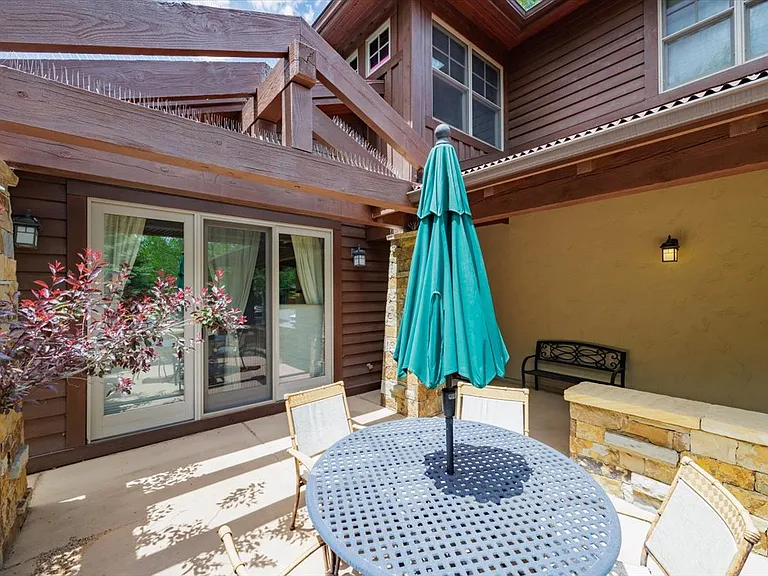 89 Heritage Park Pl — Photo 11