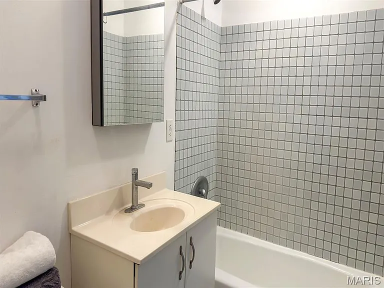6003 Kingsbury Ave — Photo 12
