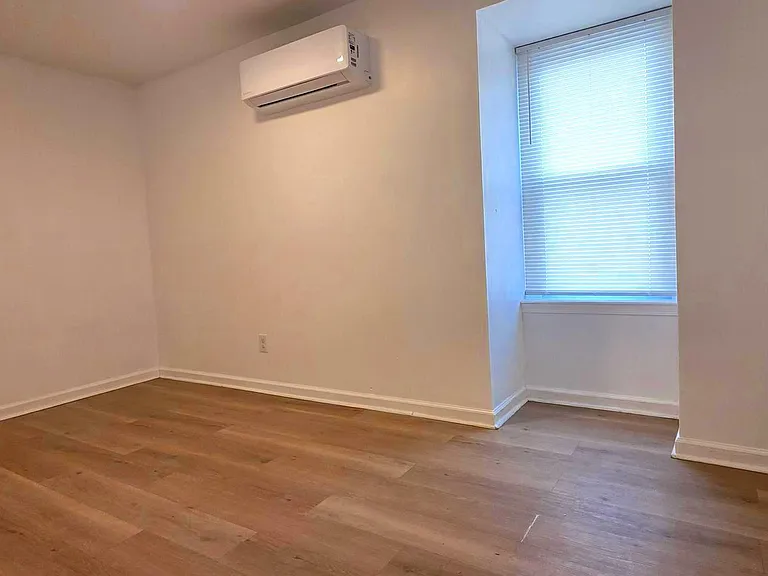 6233 Chew Ave — Photo 42
