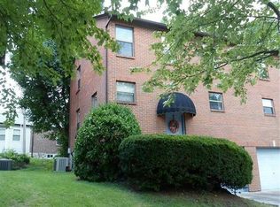 1176 Claytonia Ter, Saint Louis, MO 63117