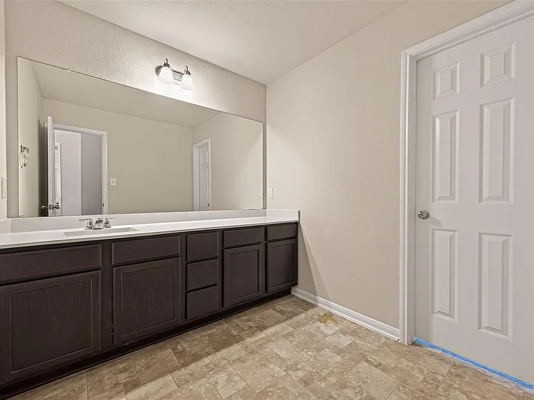 20702 Iron Timber Ln — Photo 30