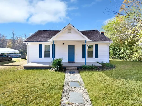 122 Akron Ave, Kannapolis, NC 28081