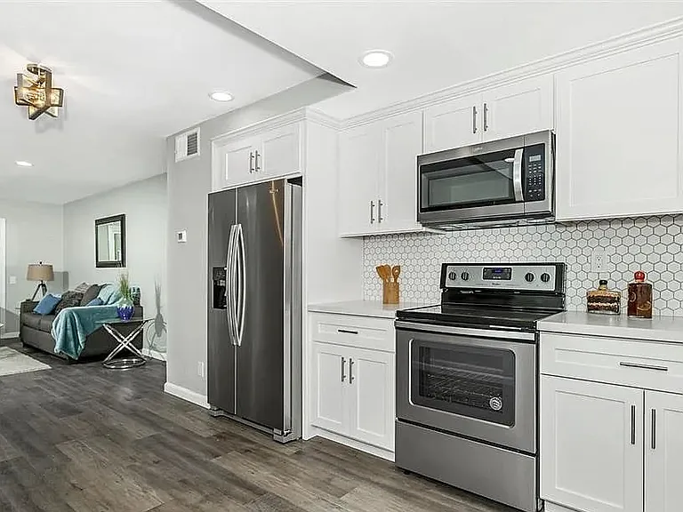 10850 Serafina Ln #6C — Photo 4