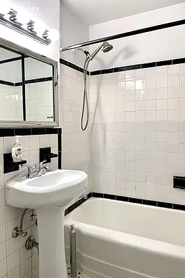 Rented by Sotheby's International Realty | media 4