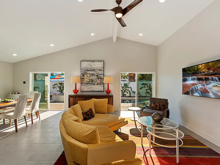 835 S Nueva Vista Dr — Photo 3