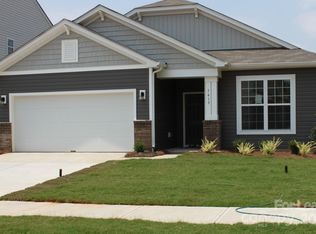 3419 Selwyn Landing Dr, Charlotte, NC 28215