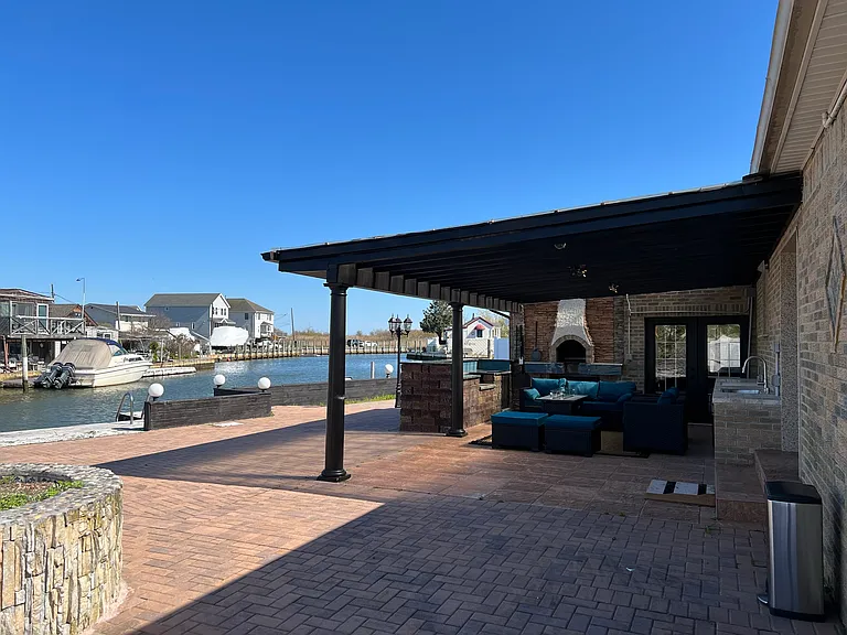 1 Sands Ln — Photo 7