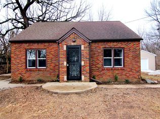 202 Hillside Ave, Des Moines, IA 50315