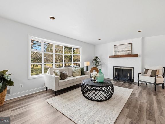 5th image of 6424 Vale St