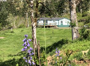 1209 Hayhurst Rd, Yoncalla, OR 97499