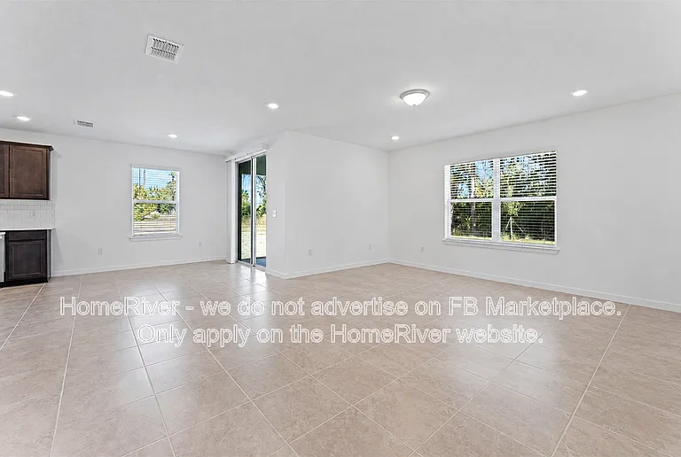 10826 Sapphire Breeze Cv — Photo 5