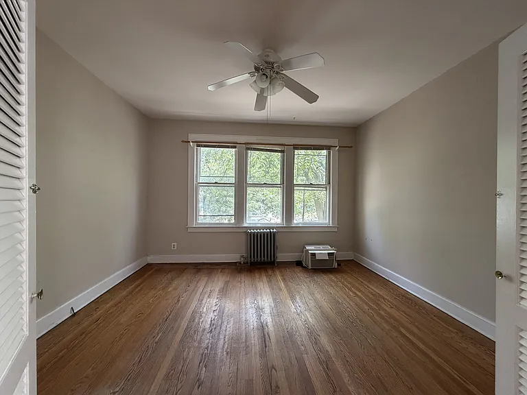 141 Hill St — Photo 8
