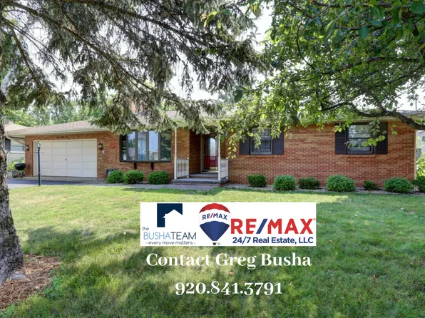 1295 Lakeshore Dr, Menasha, WI 54952