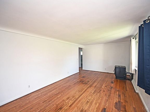 5th image of 8703 Vicbarb Ln