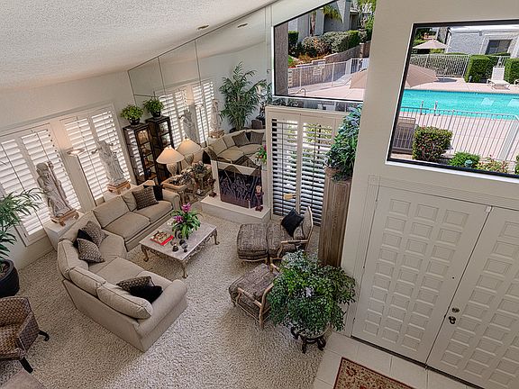 2nd image of 217 E La Verne Way