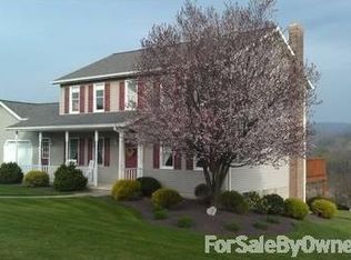 1050 Redwing Rd, Lock Haven, PA 17745