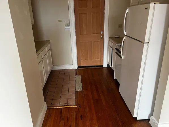 192 Lark Street, 192 Lark St APT 6, Albany, NY 12210