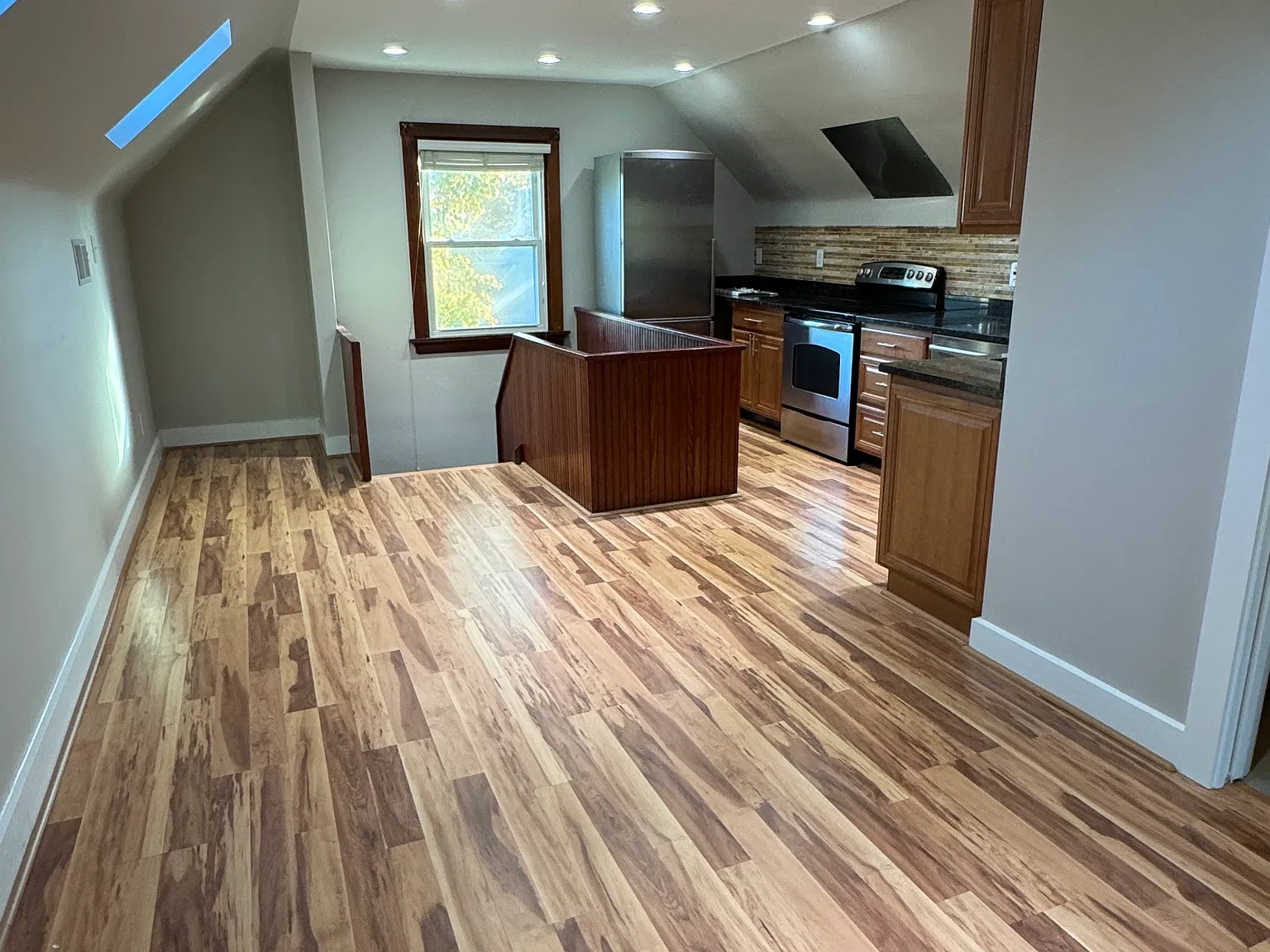 1 bed, 700 sqft, $1,250 — Photo 2