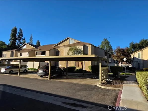 4 Country Mile Rd, Pomona, CA 91766