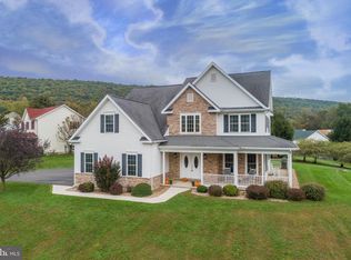 52 Red Horse Rd, Pottsville, PA 17901