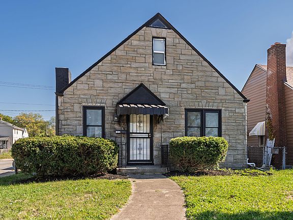 2nd image of 1472 S Champion Ave