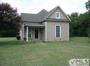 103 N Ellis St, Lancaster, TX 75146