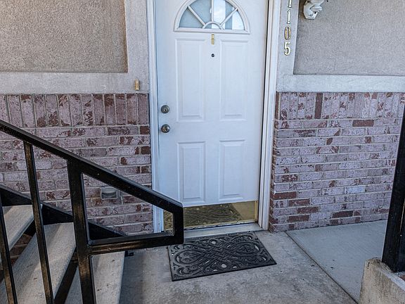 2nd image of 1105 W 420 N