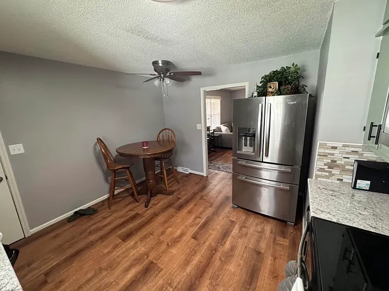 1620 Harvard Ave — Photo 2