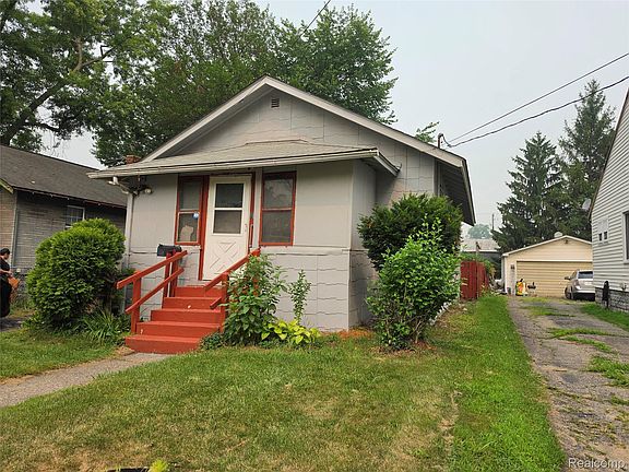 2nd image of 19 Gerdon Ave