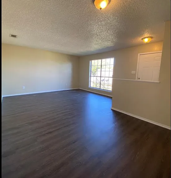 213 Vista Way — Photo 7