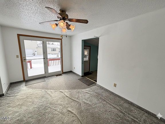 4th image of 212 8th St S
