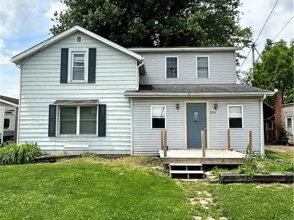 204 S West St, Stryker, OH 43557