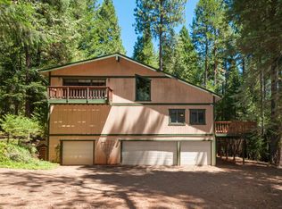 2611 Skylark Ln, Camino, CA 95709