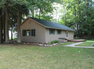 9451 Lincoln Park Blvd, Grayling, MI 49738