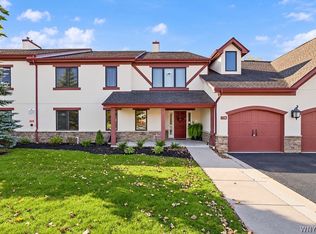 734 Legacy Dr #106, Lewiston, NY 14092