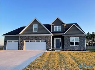 9559 Rockingham Dr, Whitehouse, OH 43571