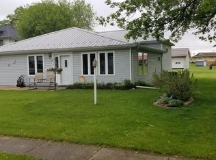 1109 Park Ave, Ackley, IA 50601