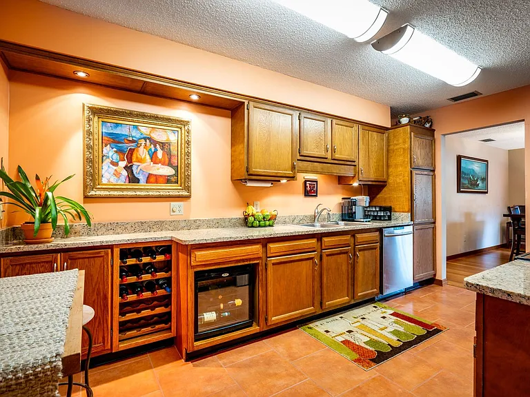 604 Alicante Rd — Photo 20