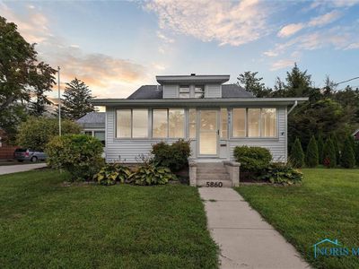 5860 Garden Park Dr, Sylvania, OH, 43560