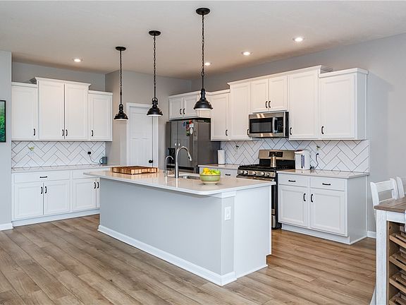 5th image of 1830 Kingsbarn Ct
